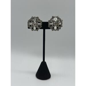✨ Vintage Clear Rhinestone Silver Tone Clip-On Earrings ✨